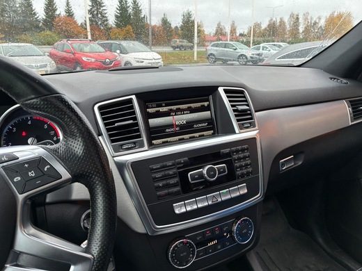 Mercedes-Benz ML vaihtoauto