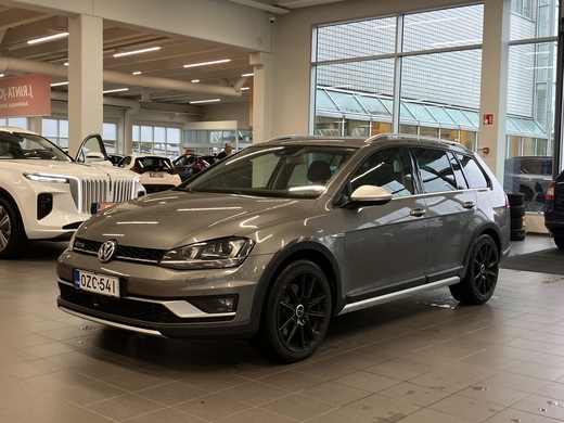 Volkswagen Golf vaihtoauto