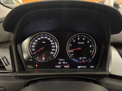 BMW 225 vaihtoauto