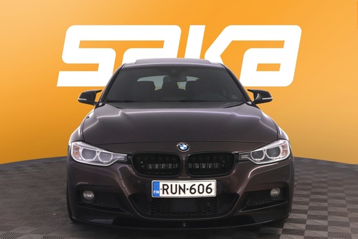 BMW 330 vaihtoauto