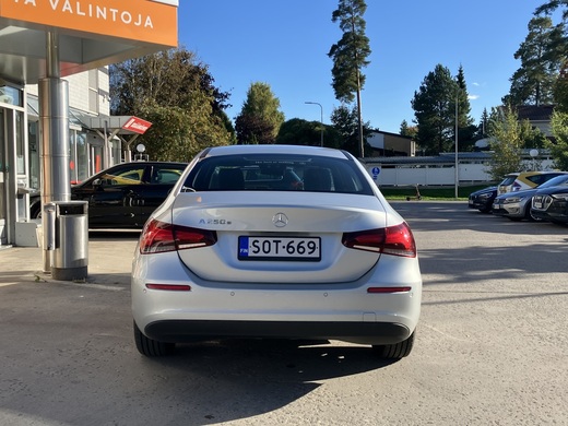 Mercedes-Benz A vaihtoauto