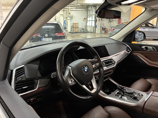 BMW X5 vaihtoauto