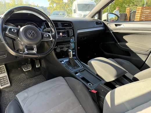 Volkswagen Golf vaihtoauto