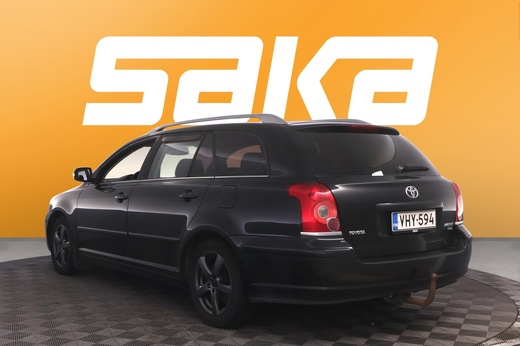 Toyota Avensis vaihtoauto