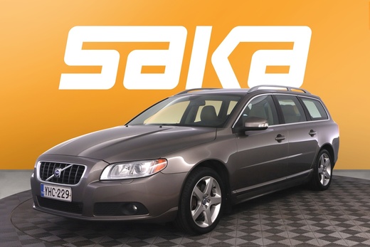 Volvo V70 vaihtoauto