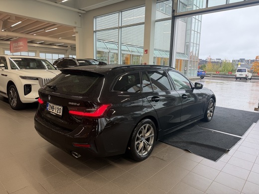 BMW 320 vaihtoauto