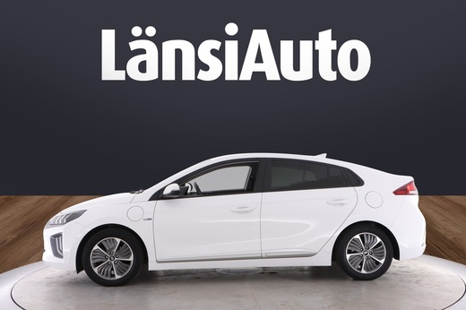 Hyundai IONIQ plug-in vaihtoauto