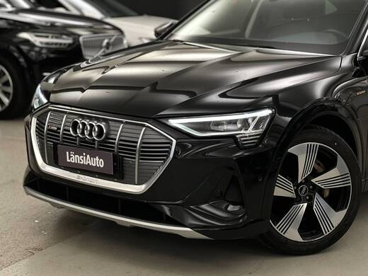 Audi e-tron vaihtoauto