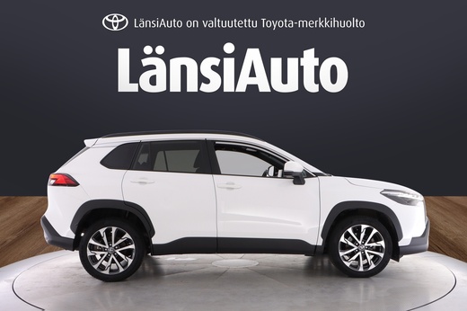 Toyota Corolla Cross vaihtoauto