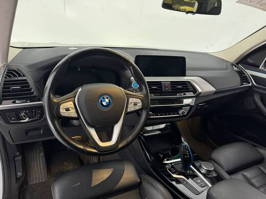BMW iX3 vaihtoauto