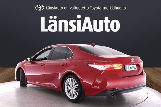 Toyota Camry vaihtoauto