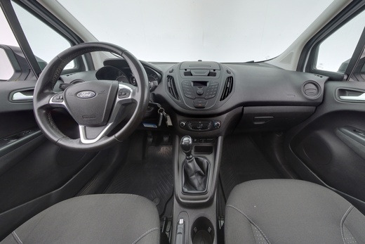 Ford Transit Courier vaihtoauto