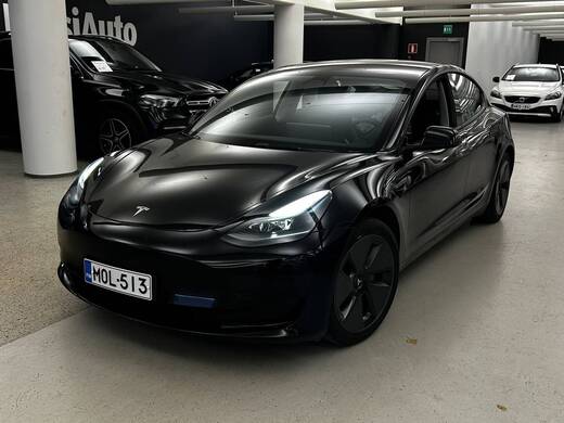 Tesla Model 3 vaihtoauto