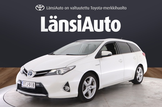 Toyota Auris vaihtoauto