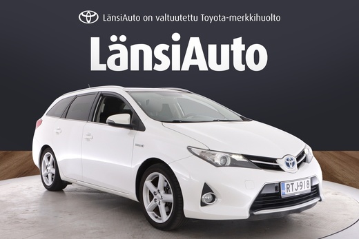 Toyota Auris vaihtoauto