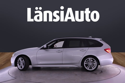BMW 330 vaihtoauto