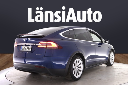 Tesla Model X vaihtoauto