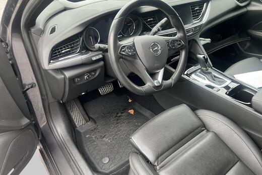 Opel Insignia vaihtoauto