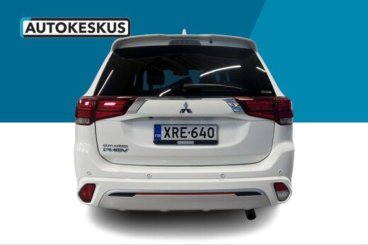 Mitsubishi Outlander PHEV vaihtoauto