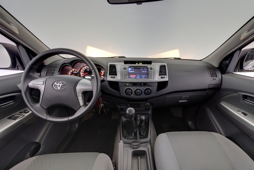 Toyota Hilux vaihtoauto