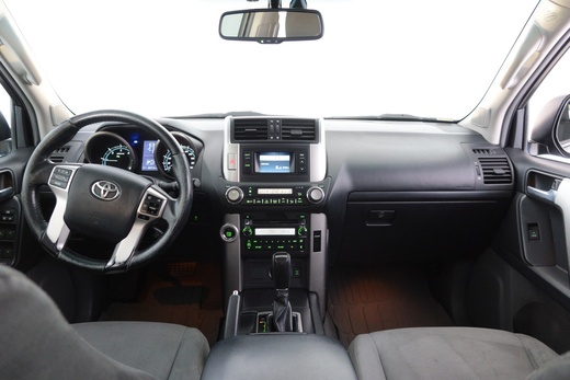 Toyota Land Cruiser vaihtoauto