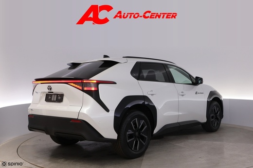 Toyota bZ4X vaihtoauto