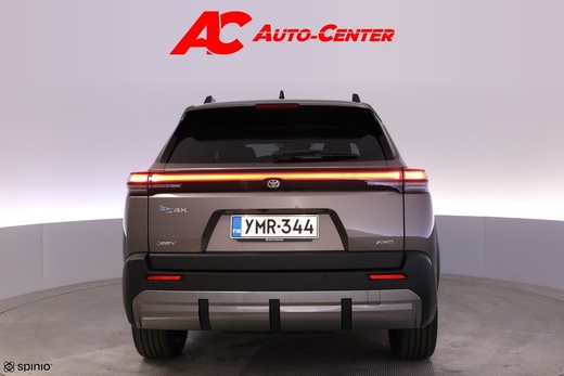 Toyota bZ4X Touring vaihtoauto