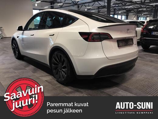 Tesla Model Y vaihtoauto