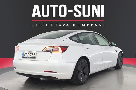 Tesla Model 3 vaihtoauto