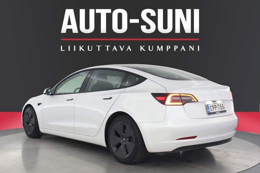 Tesla Model 3 vaihtoauto