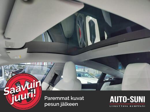 Tesla Model 3 vaihtoauto