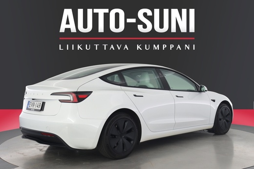 Tesla Model 3 vaihtoauto