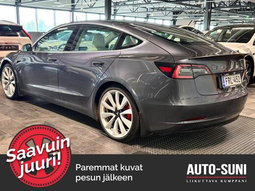 Tesla Model 3 vaihtoauto