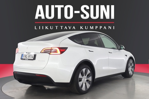 Tesla Model Y vaihtoauto