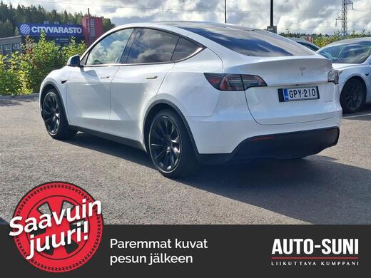 Tesla Model Y vaihtoauto