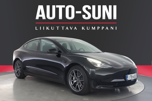 Tesla Model 3 vaihtoauto