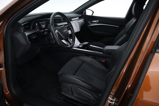 Audi e-tron vaihtoauto