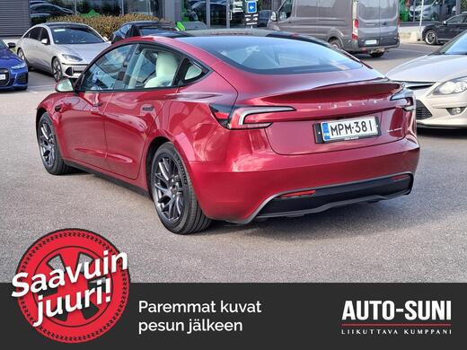 Tesla Model 3 vaihtoauto