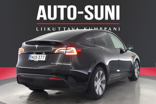 Tesla Model Y vaihtoauto