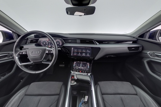 Audi e-tron vaihtoauto