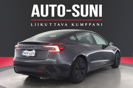 Tesla Model 3 vaihtoauto