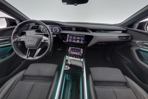 Audi e-tron vaihtoauto