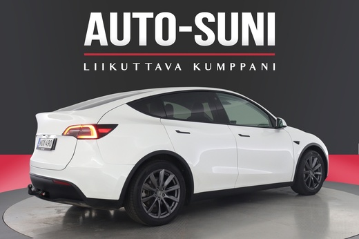 Tesla Model Y vaihtoauto