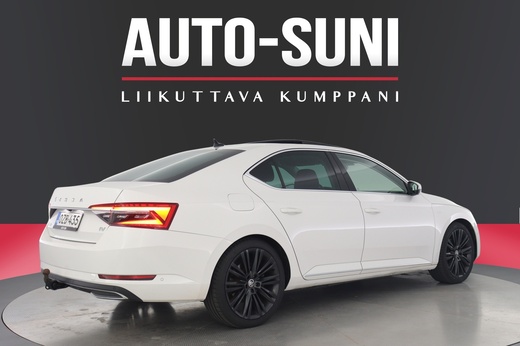 Skoda Superb vaihtoauto