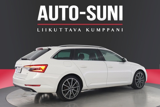 Skoda Superb vaihtoauto