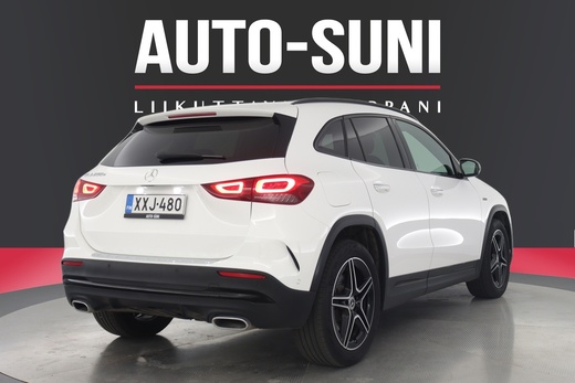 Mercedes-Benz GLA vaihtoauto