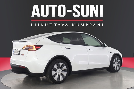 Tesla Model Y vaihtoauto