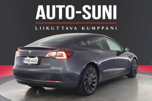 Tesla Model 3 vaihtoauto