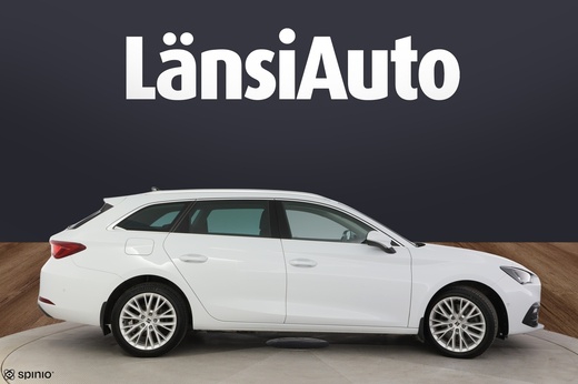 SEAT Leon Sportstourer vaihtoauto