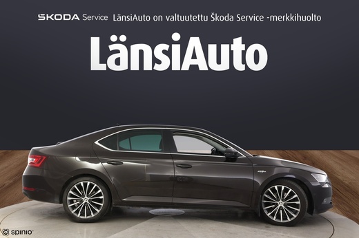 Skoda Superb vaihtoauto
